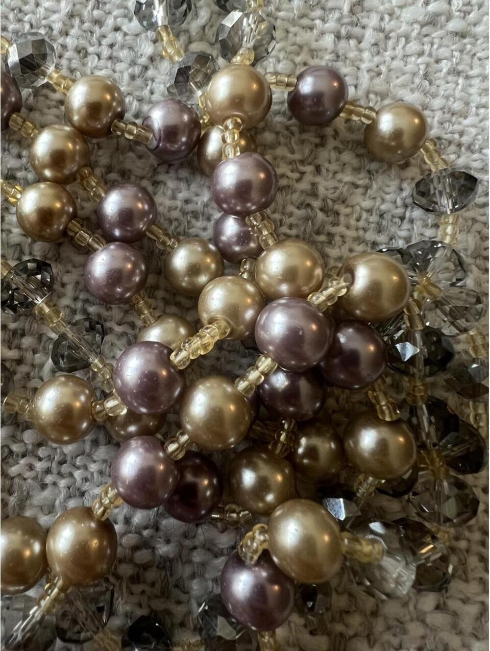 Flapper Style Strand Necklace - Picture 2 of 6